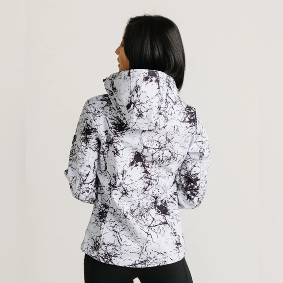 Zyia Mount Elbrus Squall Jacket - Picture 4 of 9